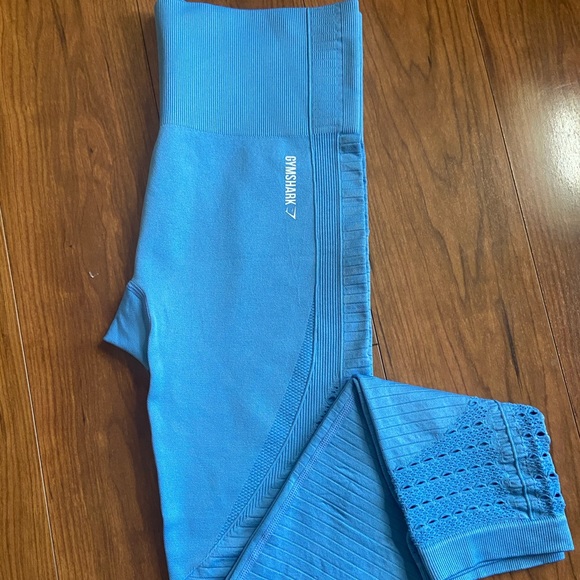 NWOT Gymshark Leggings - Picture 2 of 3
